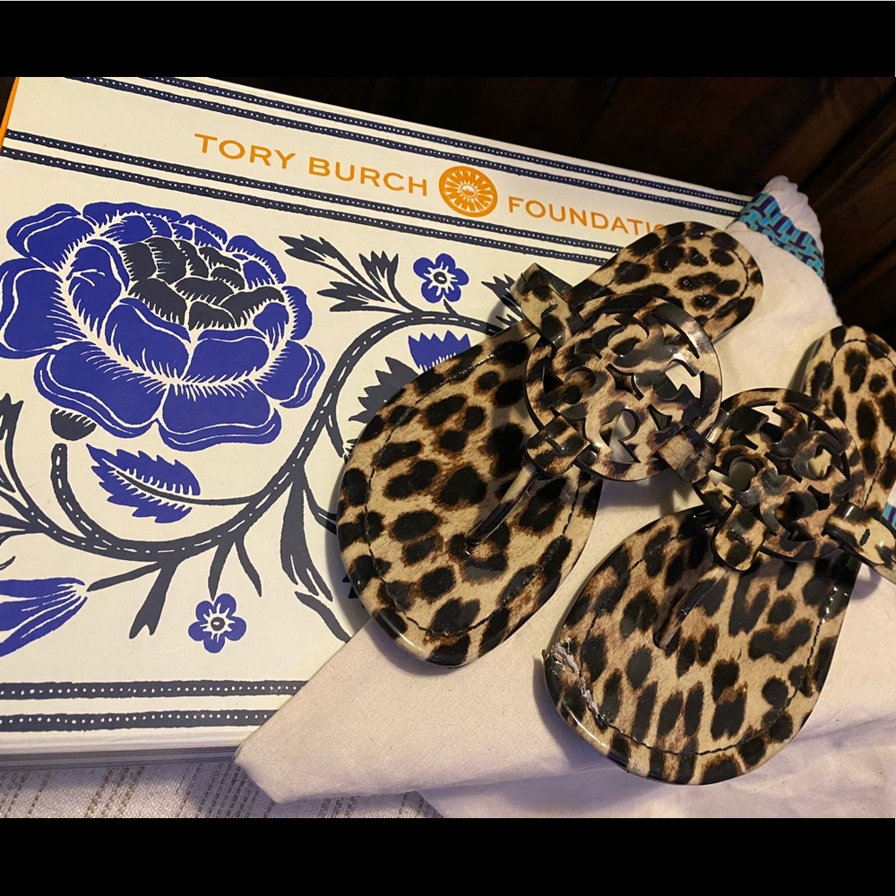 Tory Burch Miller Size 9 Leopard Patent Leather Sandals